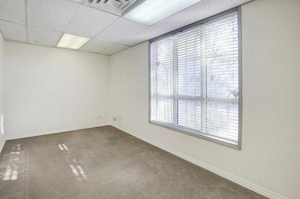 Picture for 105, 138 18 Avenue SE