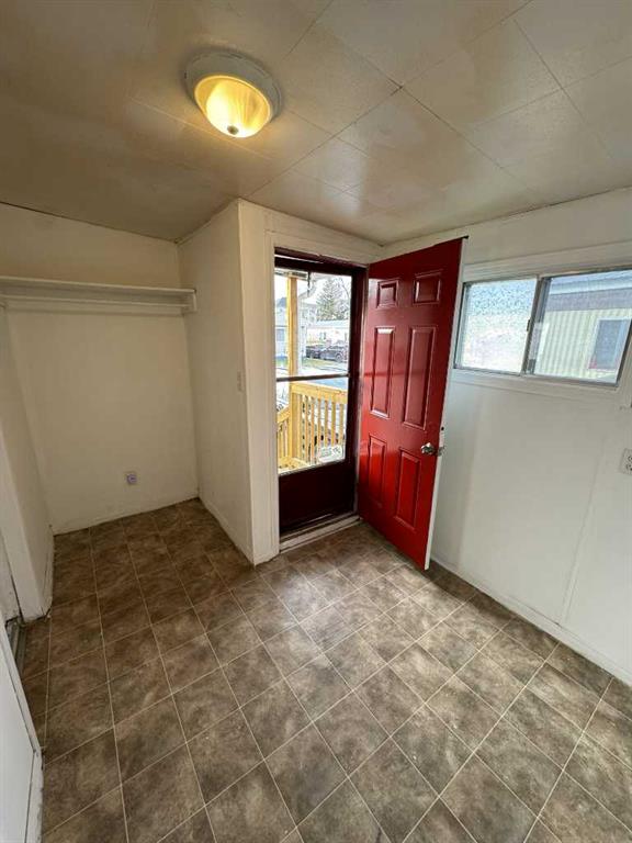 Picture for 38, 6220 17 Avenue SE