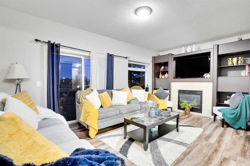 Picture for 1004, 720 Willowbrook Road NW