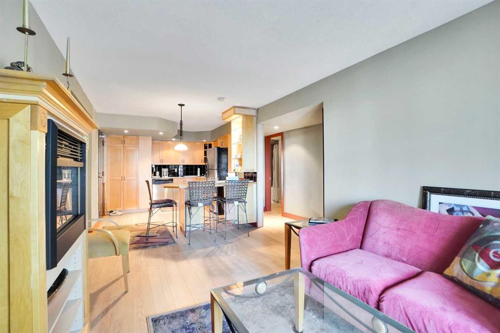 Picture for 305, 717 4A Street NE