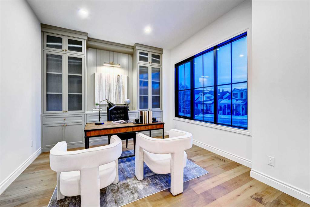 Picture for 1936 31 Avenue SW