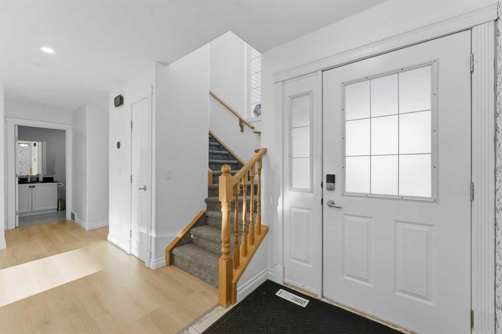 Picture for 325 Bayside Place SW