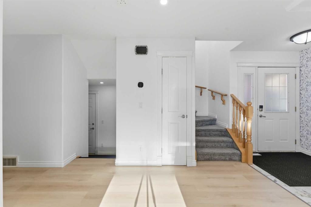 Picture for 325 Bayside Place SW