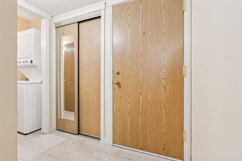 Picture for 103, 2011 University Drive NW