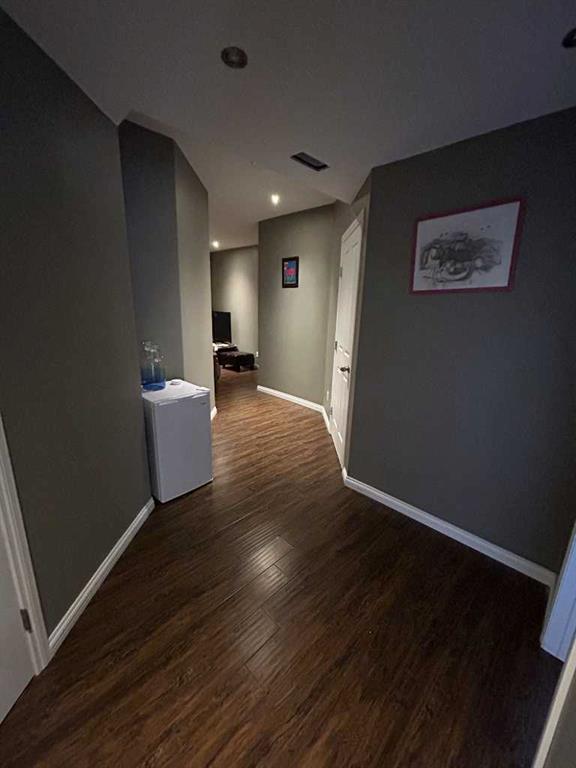 Picture for 112 Aspen Hills Close SW