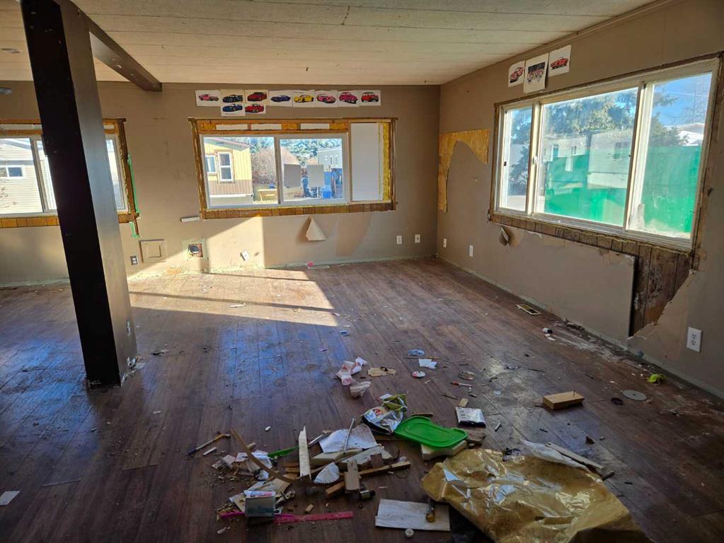 Picture for 223 Polar Avenue NE