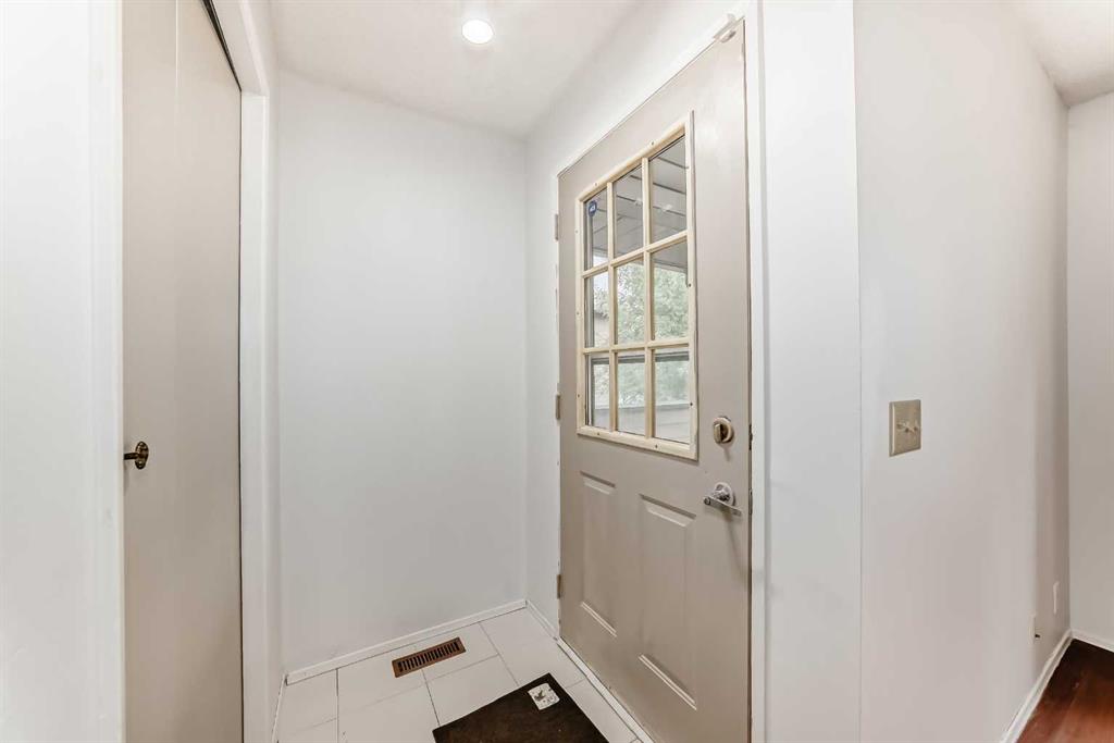 Picture for #11, 380 Bermuda Drive NW