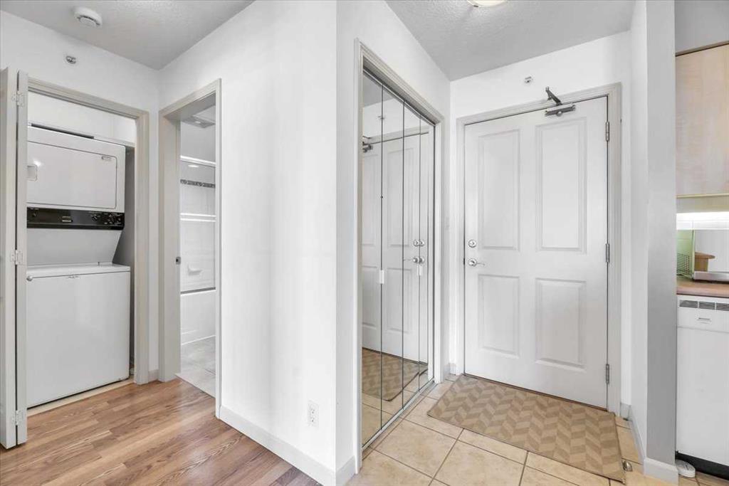 Picture for 804, 650 10 Street SW