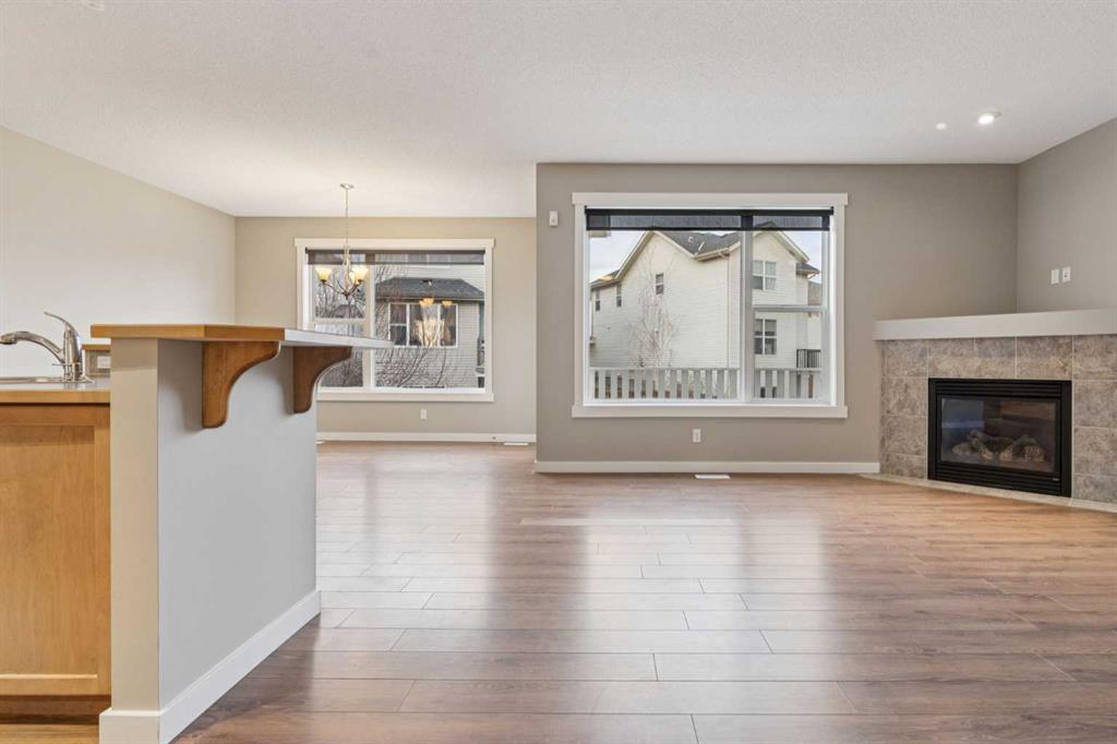 Picture for 327 Panamount Point NW