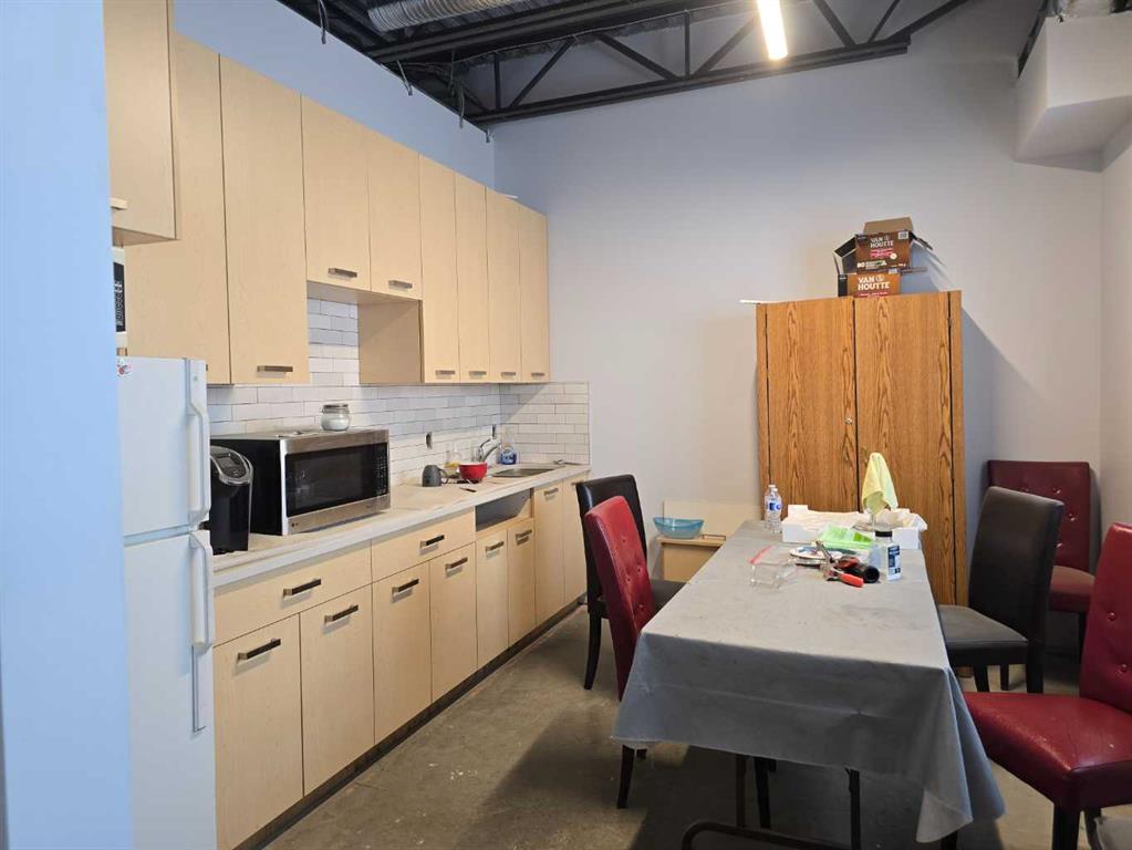 Picture for 5, 235126 Ryan Road 