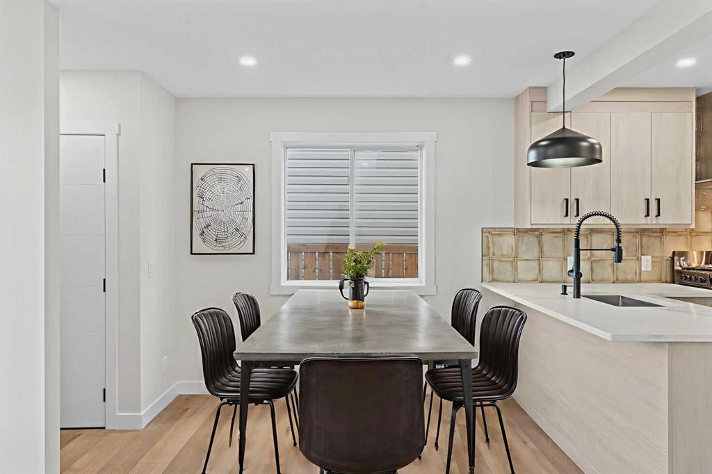 Picture for 52 Martin Crossing Rise NE