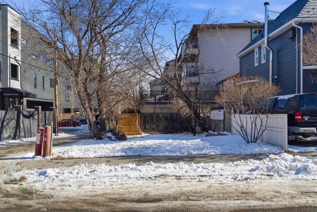 Picture for 2414 1 Street SW