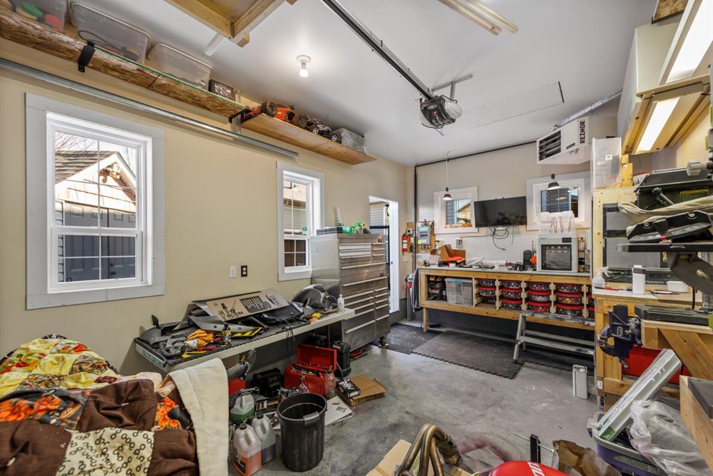 Picture for 1306 Prairie Springs Park SW