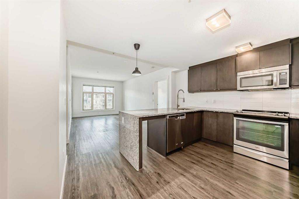 Picture for 121, 15 Aspenmont Heights SW