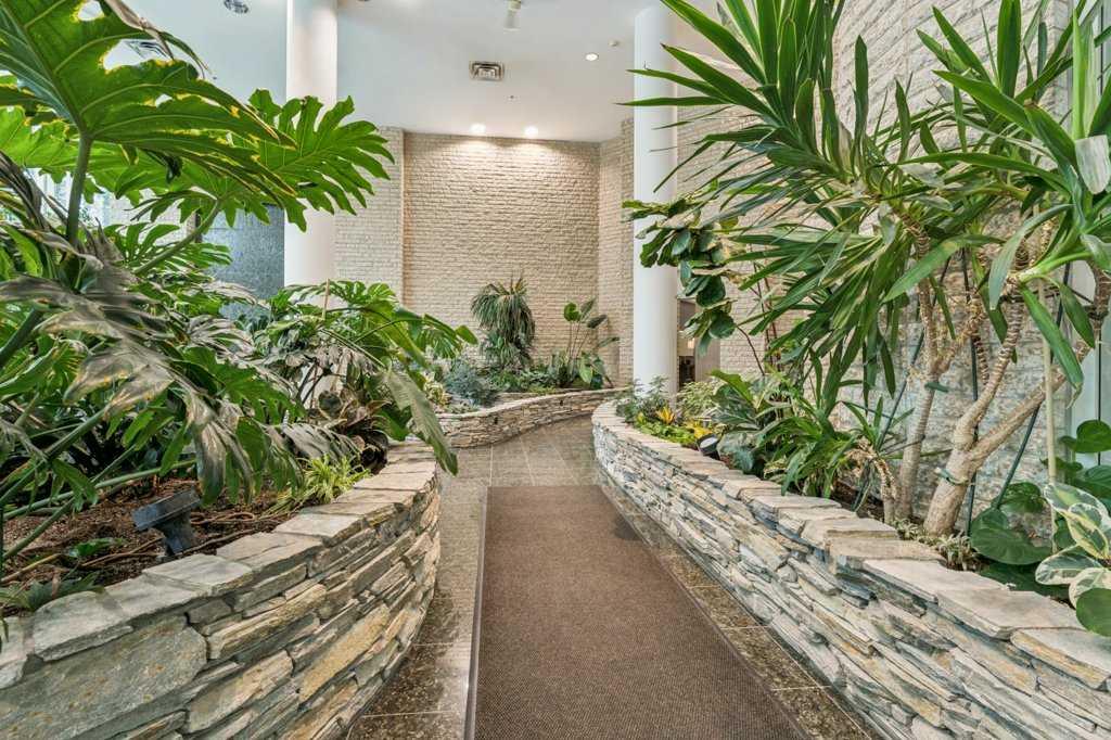 Picture for 501, 837 2 Avenue SW