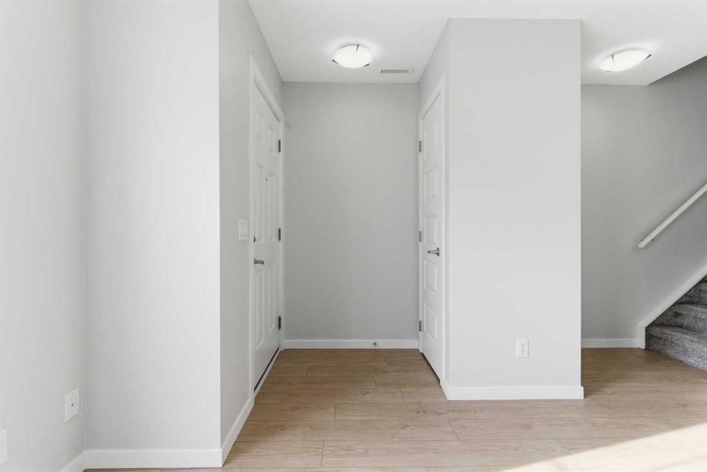 Picture for 525 McKenzie Towne Close SE