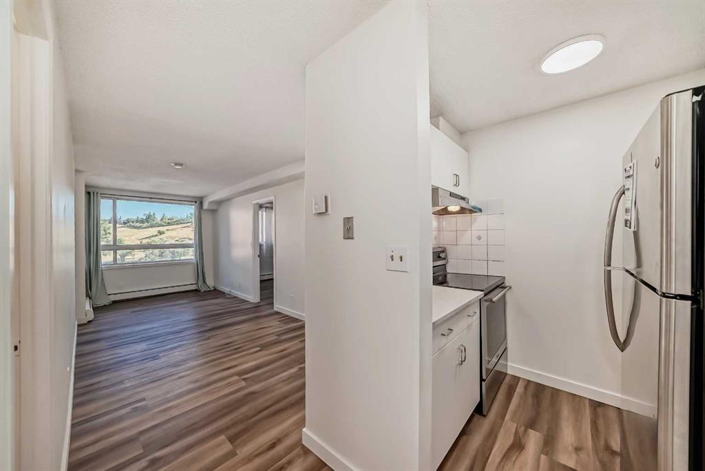 Picture for 512, 110 2 Avenue SE