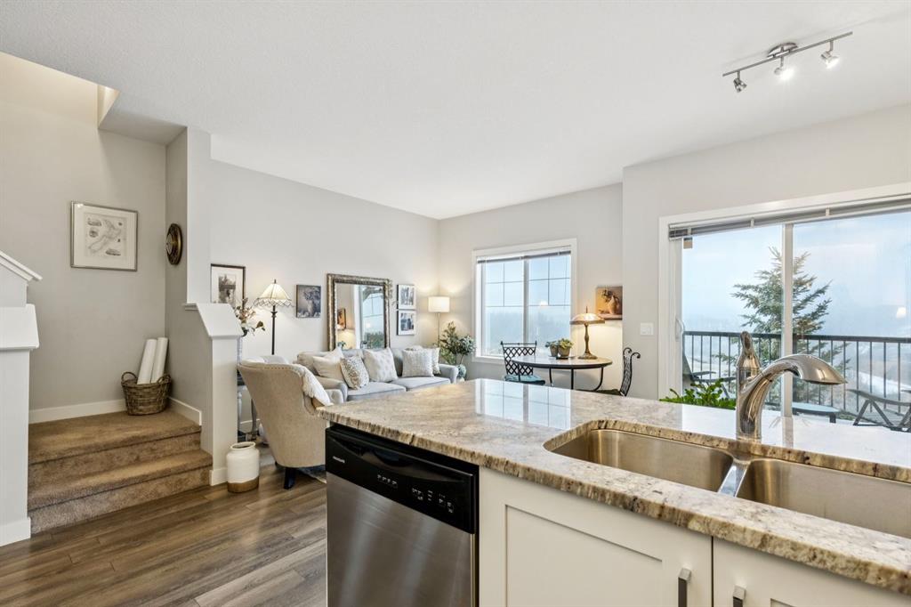 Picture for 1502 Jumping Pound Common 