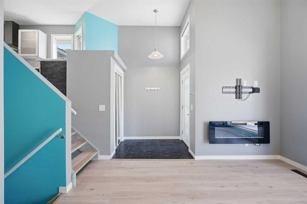 Picture for 28 Covington Close NE