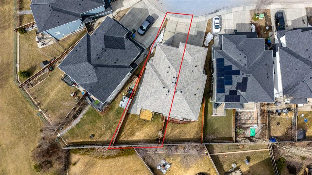 Picture for 33 Evanscove Manor NW