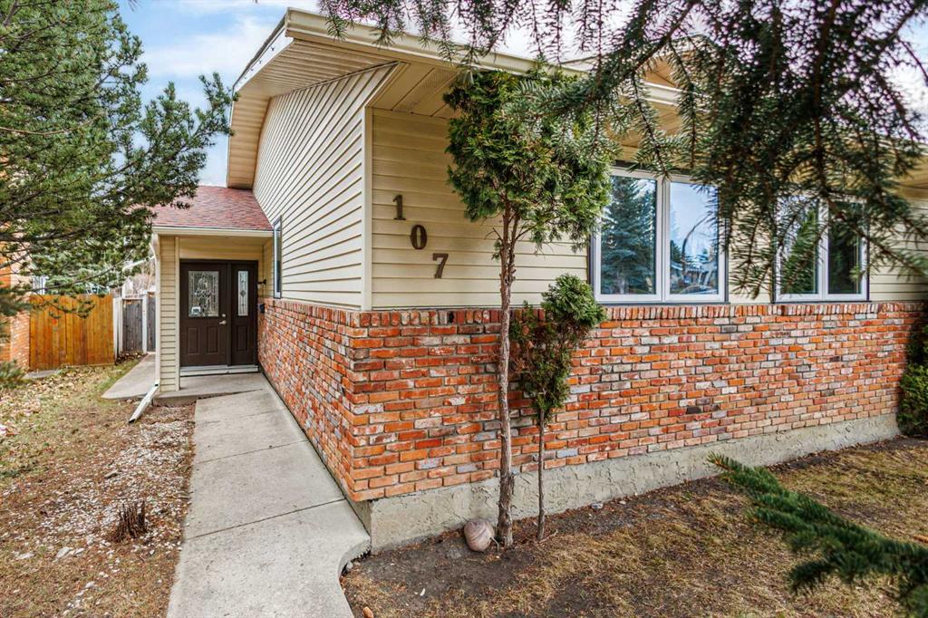 Picture for 107 Woodbine Boulevard SW