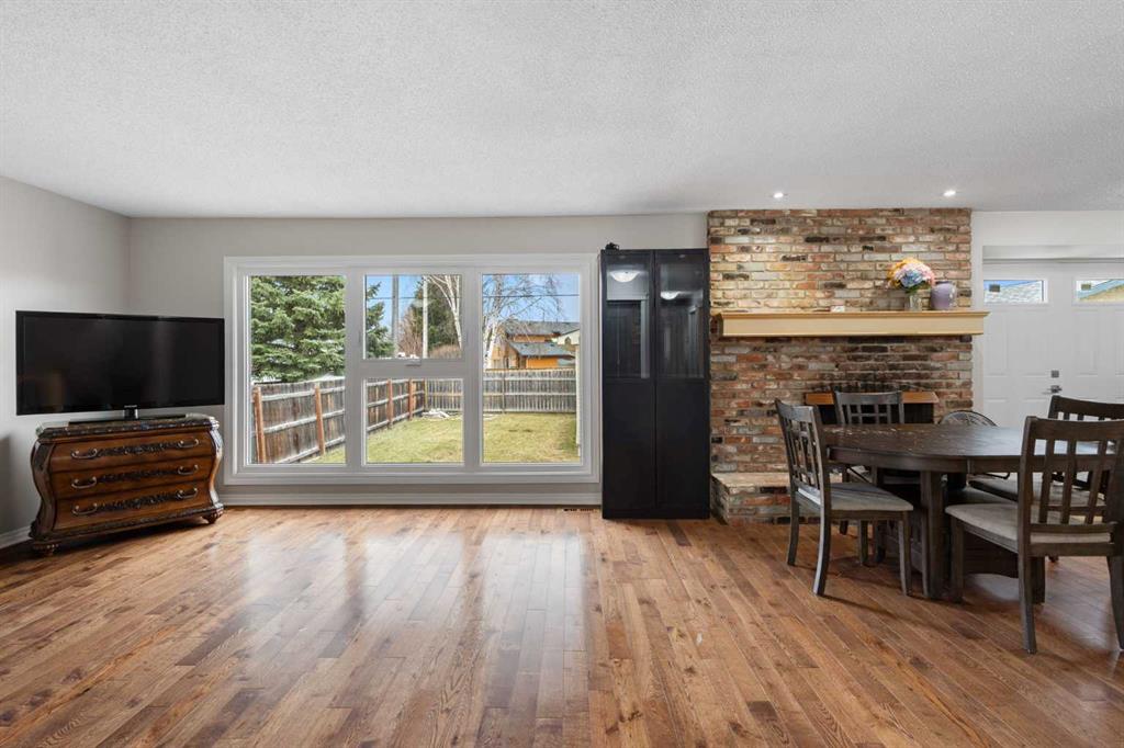 Picture for 107 Woodbine Boulevard SW