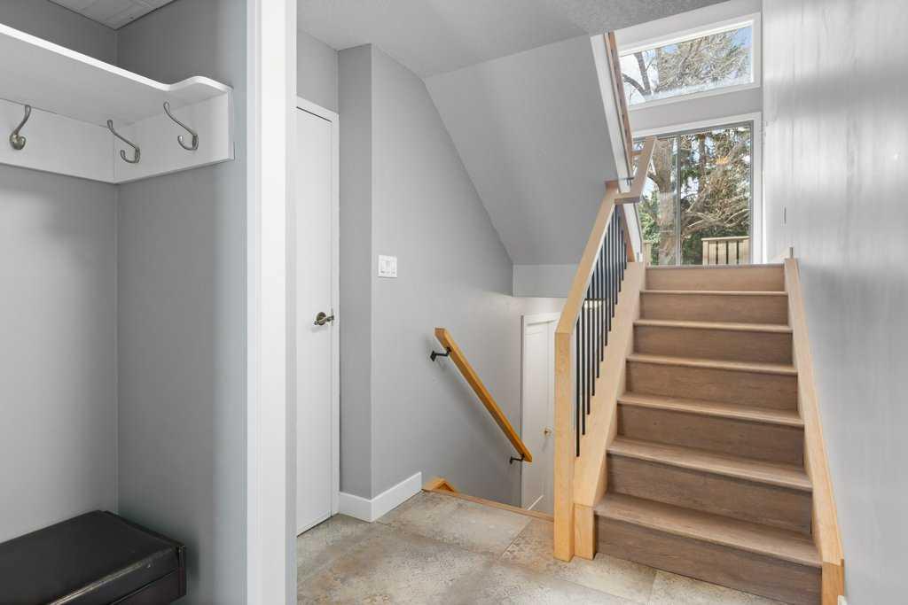 Picture for 3929 Point Mckay Road NW