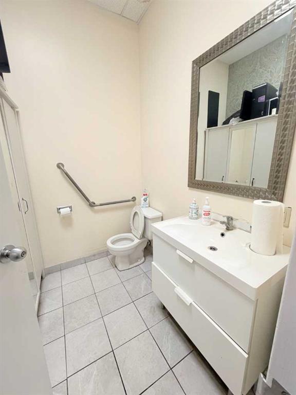 Picture for 114, 790 Coventry Drive NE