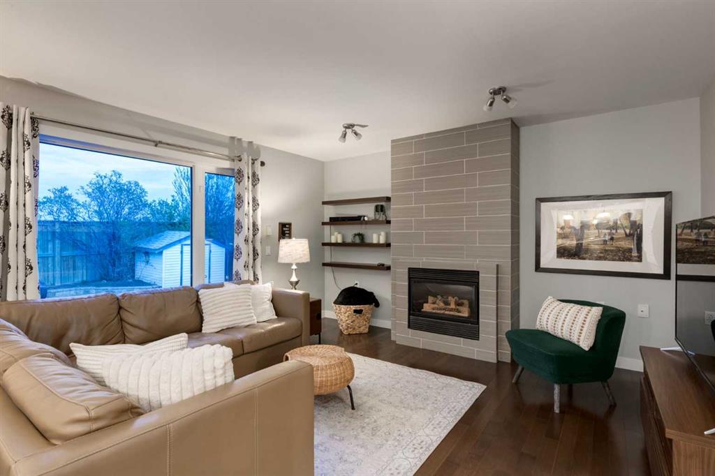 Picture for 83 Citadel Meadow Grove NW