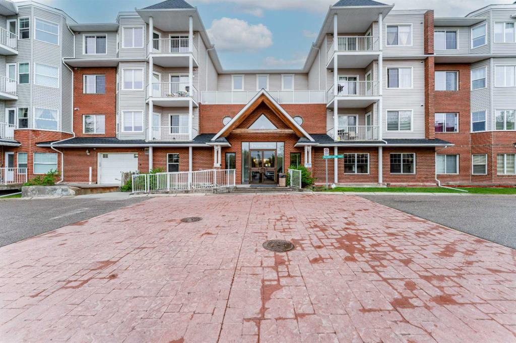 Picture for 206, 8 Prestwick Pond Terrace SE