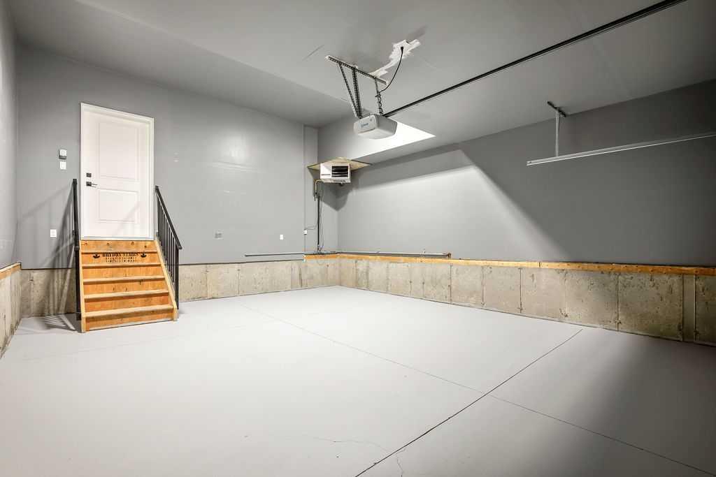 Picture for 127 Creekstone Park SW