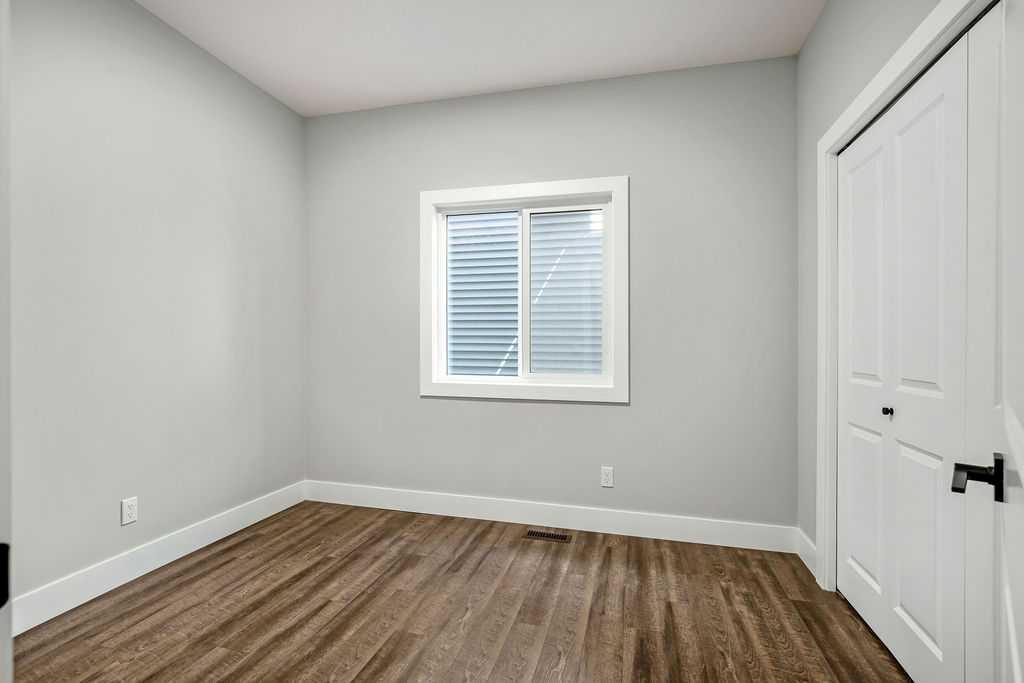 Picture for 127 Creekstone Park SW