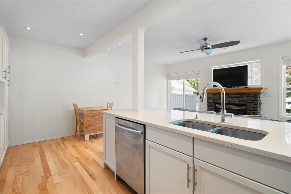 Picture for 10 Eversyde Court SW