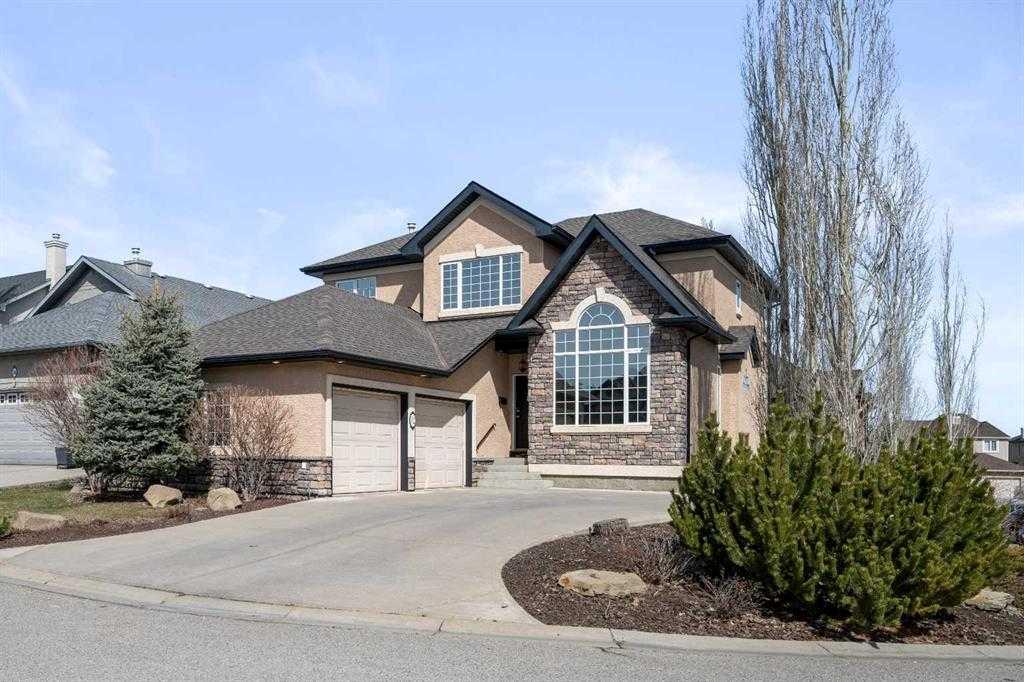 Picture for 32 Evercreek Bluffs Crescent SW