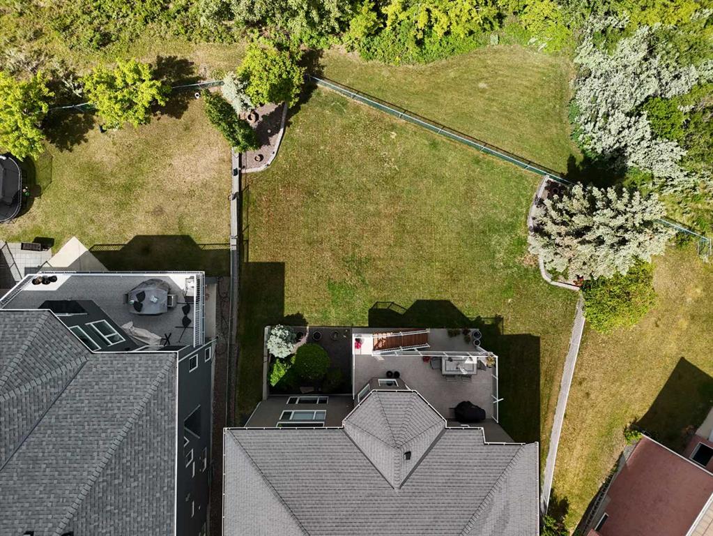 Picture for 70 Patterson Close SW