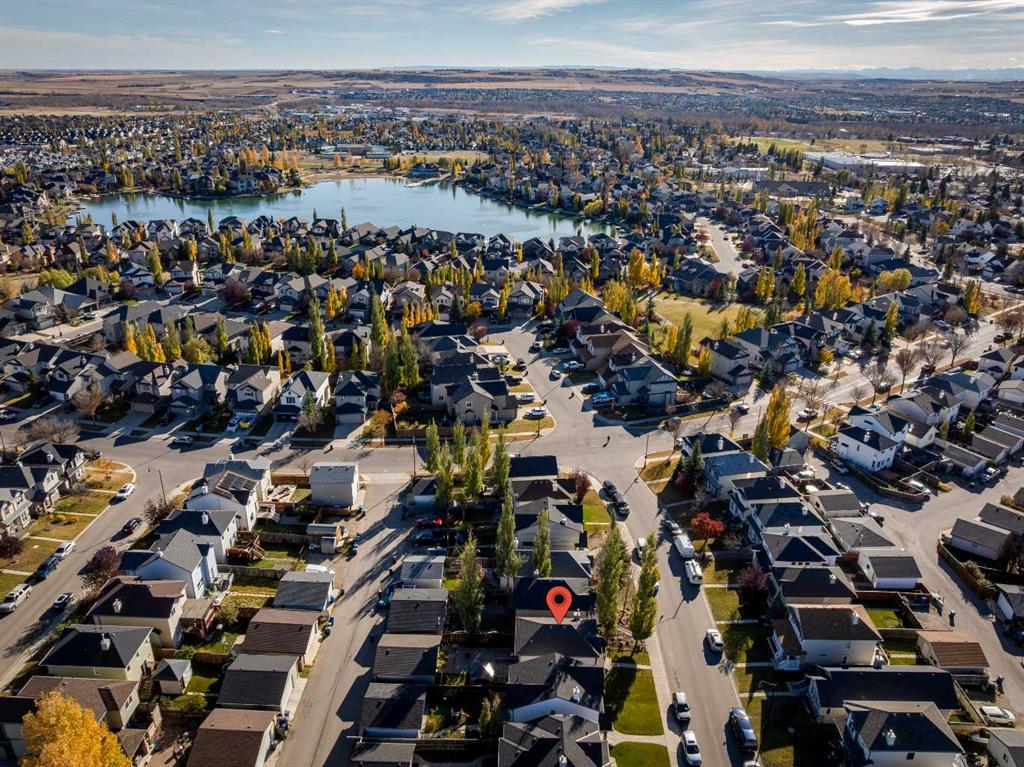 Picture for 85 Crystal Shores Crescent  https://www.cirrealty.ca/reb/creb/85/A2266485_39.jpg