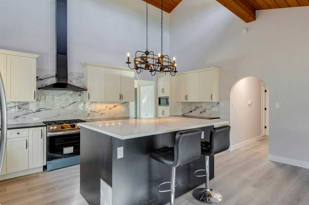Picture for 3020 Palliser Drive SW https://www.cirrealty.ca/reb/creb/85/A2266685_14.jpg