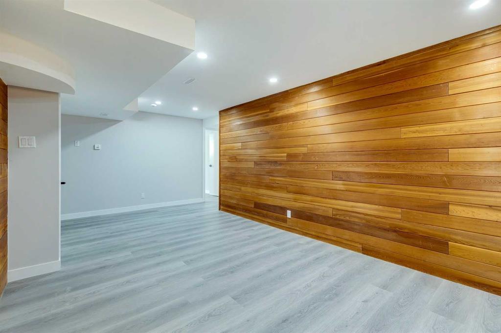 Picture for 3020 Palliser Drive SW https://www.cirrealty.ca/reb/creb/85/A2266685_33.jpg