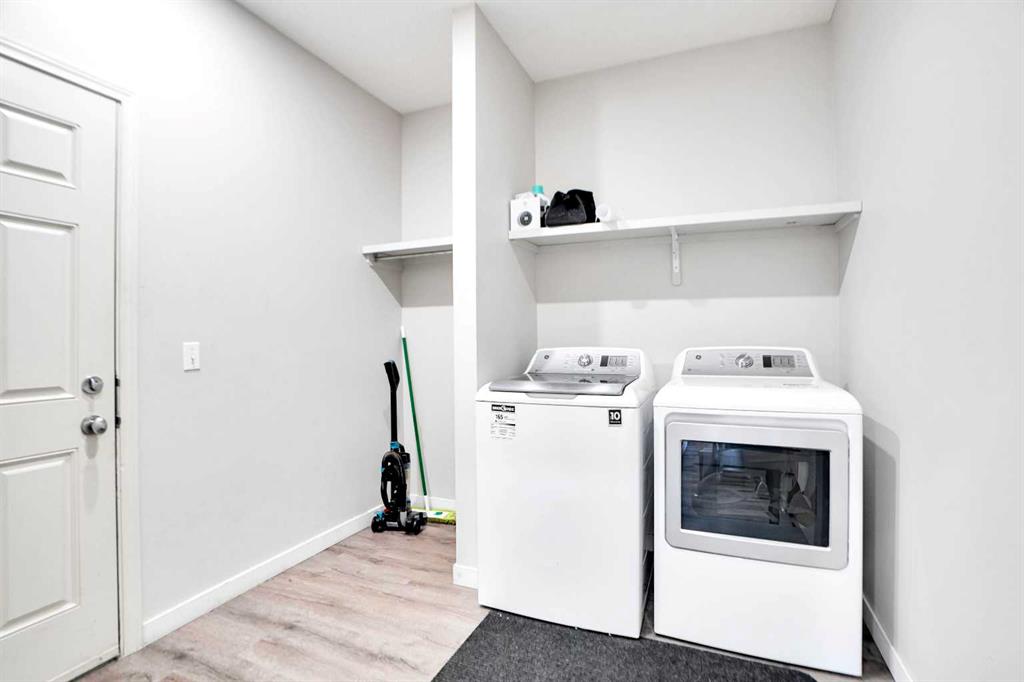 Picture for 85 Boulder Creek Manor SE https://www.cirrealty.ca/reb/creb/85/A2266885_11.jpg