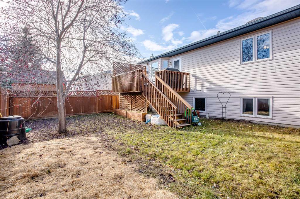 Picture for 214 Canals Boulevard SW https://www.cirrealty.ca/reb/creb/85/A2267485_35.jpg