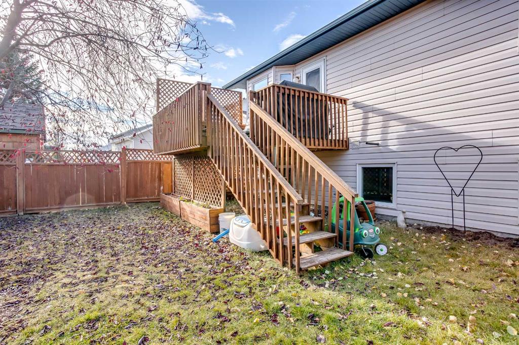 Picture for 214 Canals Boulevard SW https://www.cirrealty.ca/reb/creb/85/A2267485_38.jpg