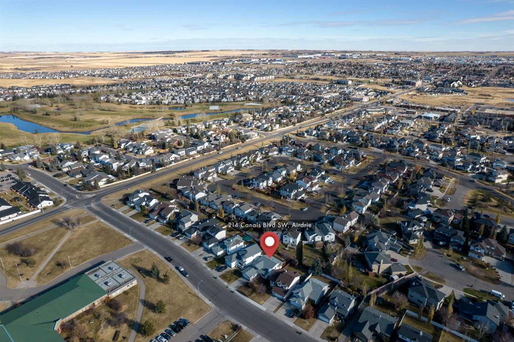 Picture for 214 Canals Boulevard SW https://www.cirrealty.ca/reb/creb/85/A2267485_43.jpg