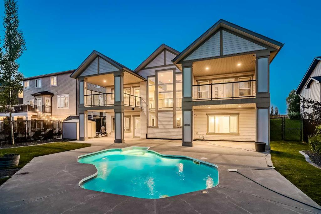 Picture for 231 Railway Close SE