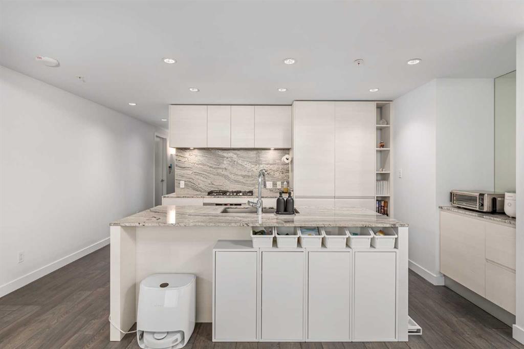 Picture for 3007, 310 12 Avenue SW