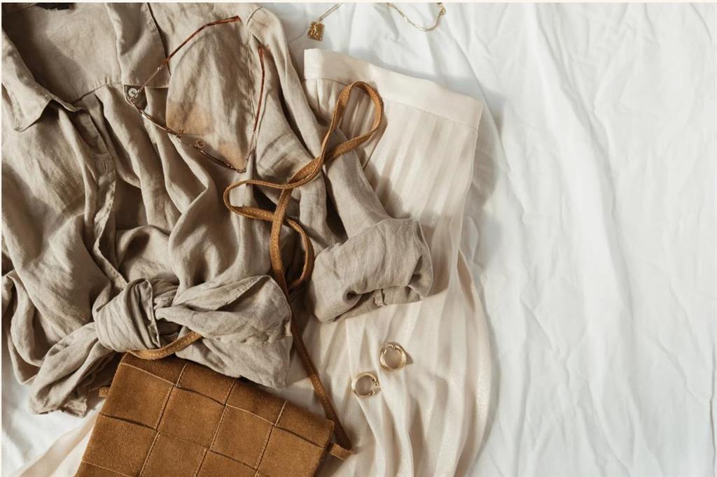 Picture for 123 Consignment Boutique Street  