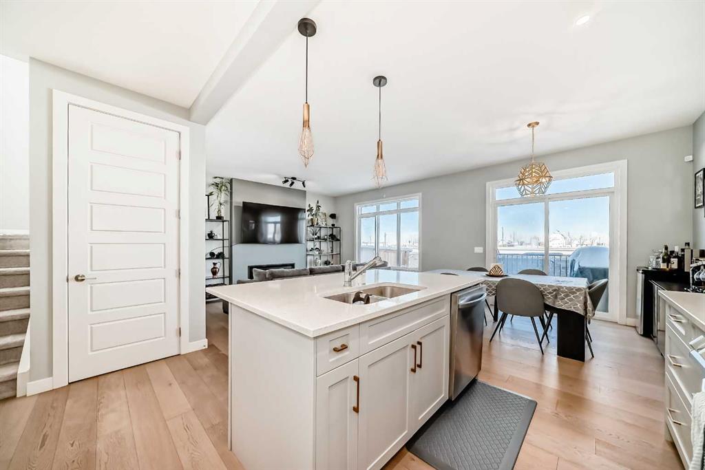 Picture for 852 Marina Drive 