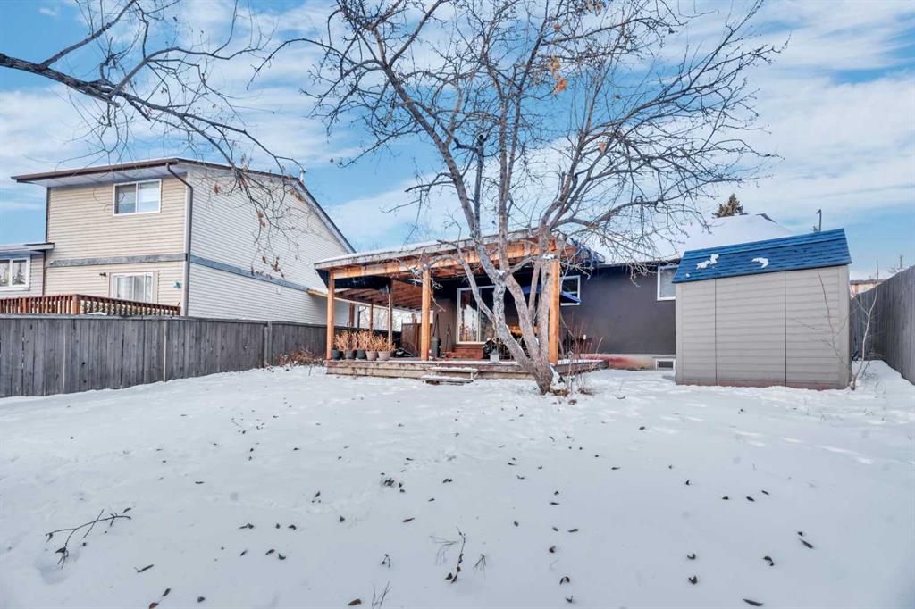 Picture for 19 Castlepark Way NE