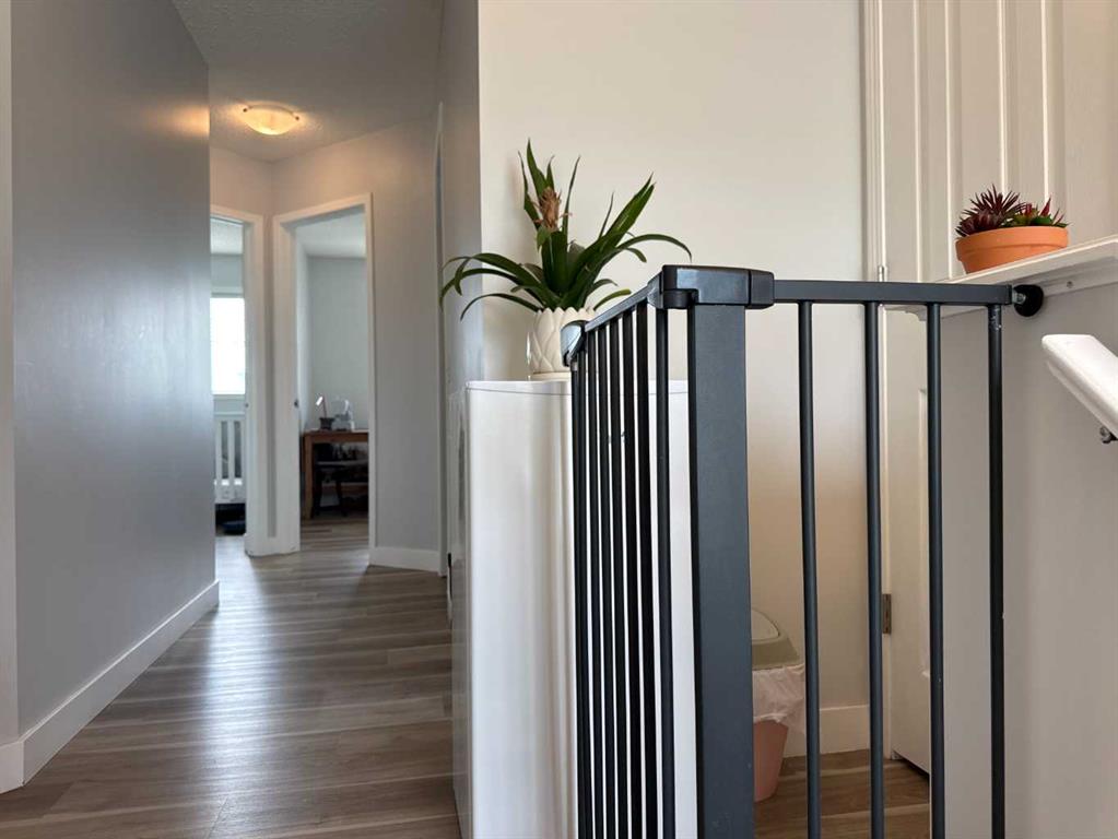 Picture for 8, 304 Ross Avenue 