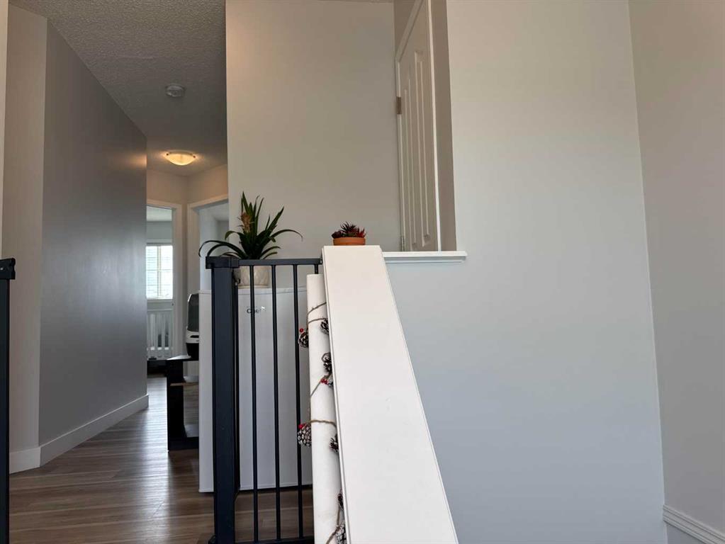 Picture for 8, 304 Ross Avenue 