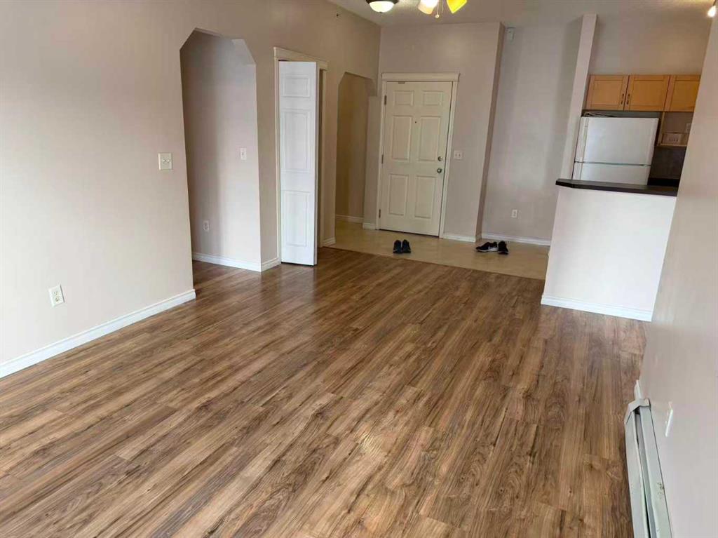 Picture for 3315, 70 Panamount Drive NW